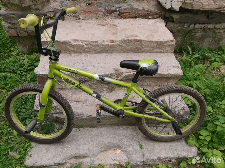 Велосипед bmx в хорошем состоянии
