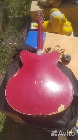Гитара без внутренностей