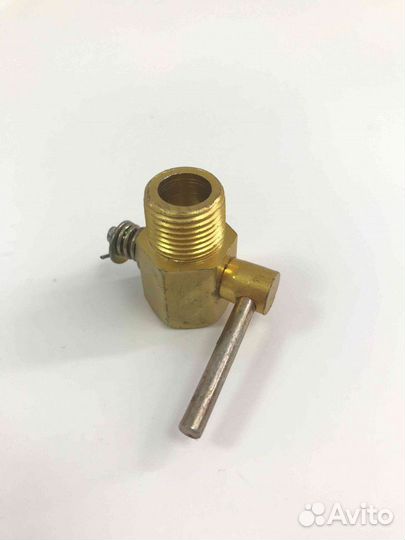 Кран сливной охлаждающей жидкости головки цилиндра