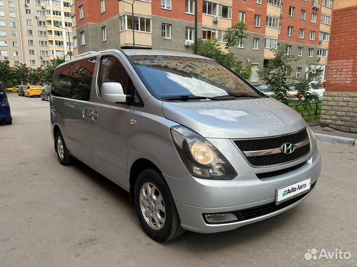 Hyundai Grand Starex 2.5 AT, 2009, 230 000 км