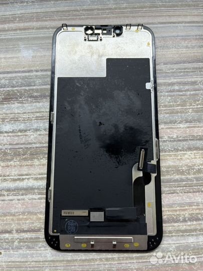 Дисплей iPhone 13