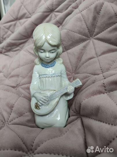 Фарфоровые статуэтки гдр