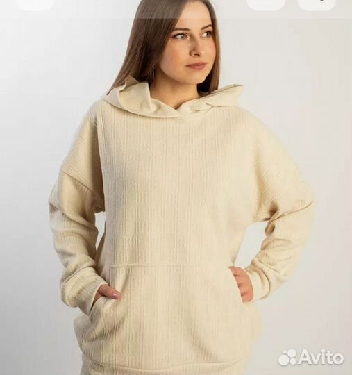 Спортивный костюм женский