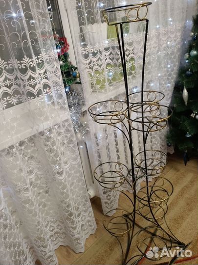 Подставка для цветов напольная металлическая