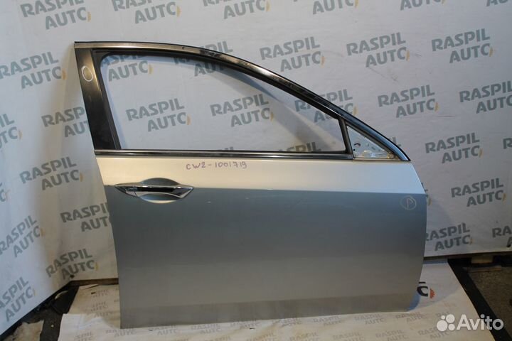 Дверь передняя правая Honda Accord 8