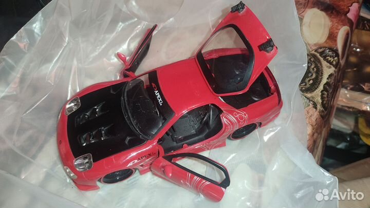 Гоночный автомобиль Мазда модель