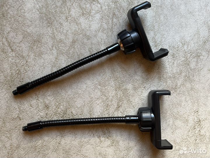 Держатель телефона на лампу