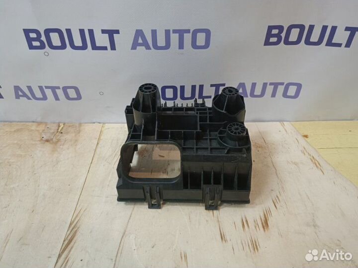 Кронштейн блока предохранителей Omoda C5 sqre4T15C