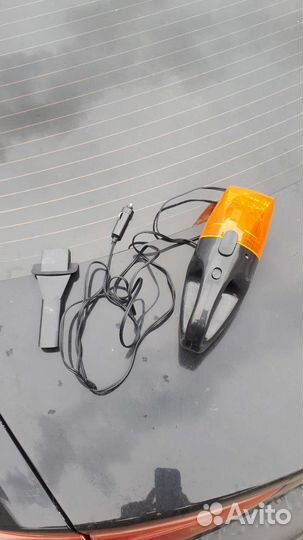 Автомобильный пылесос