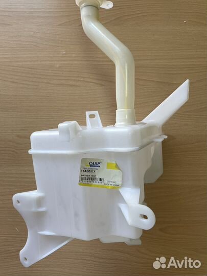 Бачок омывателя toyota corolla 150/ auris