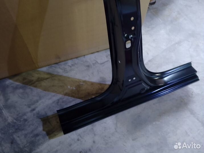 Порог со стойкой правый Kia RIO 2011-2017