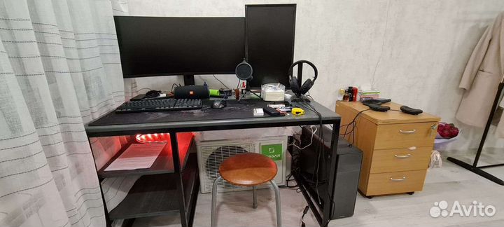 Компьютерный стол в стиле лофт от производителя