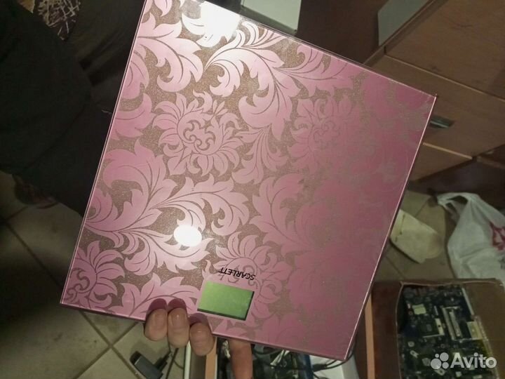 Весы напольные scarlett(киров склад)