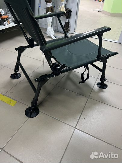 Кресло карповое с подлокотниками складное