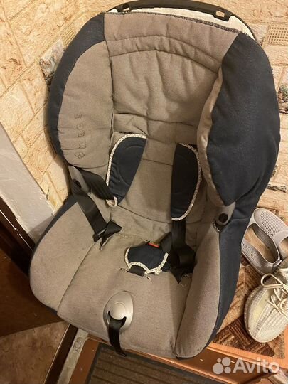 Автокресло maxi cosi priori