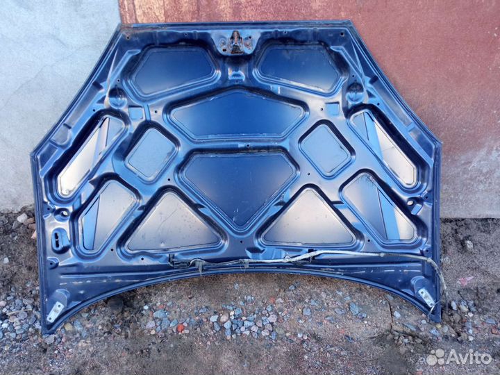 Капот Ford Focus 1