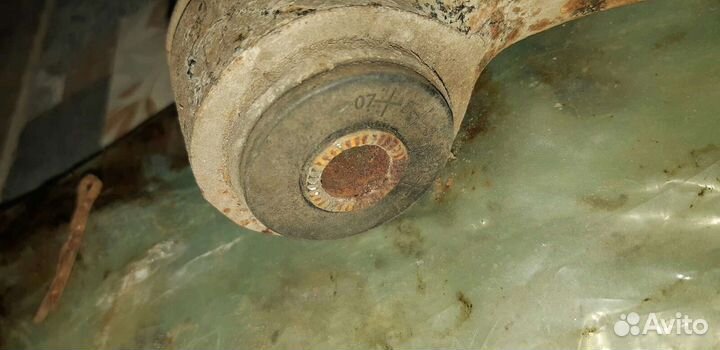 Рычаг передний верхний левый SsangYong