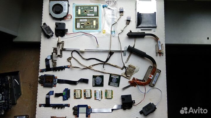 Нижняя часть панель кнопок Lenovo G570 G575