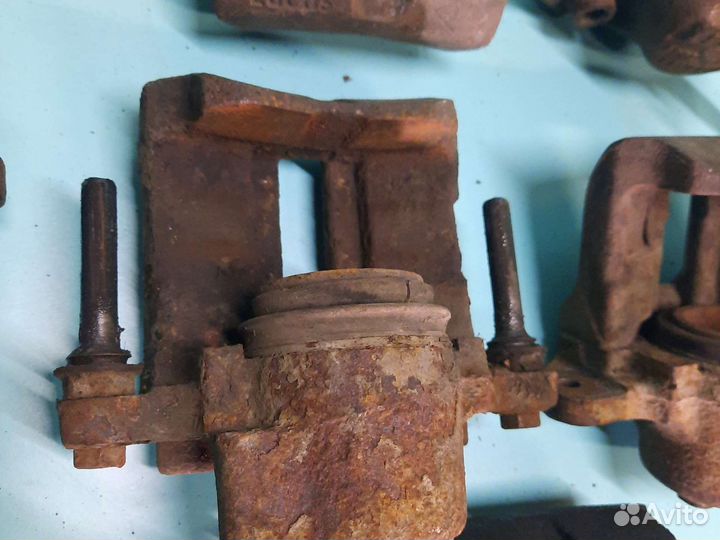 Суппорт тормозной Renault logan