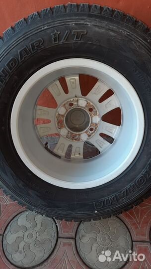 Зимние Диски с резино 285 65 17 на тойта 200