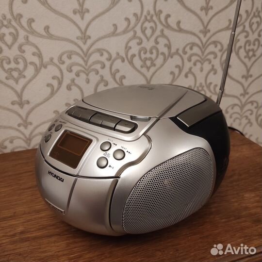 Магнитофон hyundai, CD, MP3, кассеты, радио