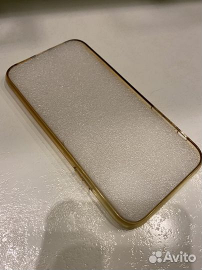 Силиконовый чехол на iPhone 11