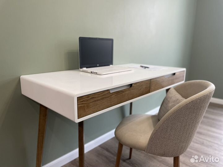 Изготовление письменных/рабочих столов