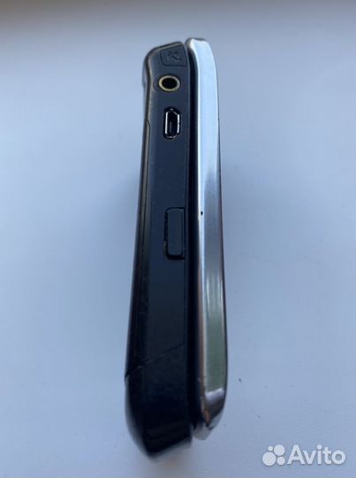 Blackberry flip 8220