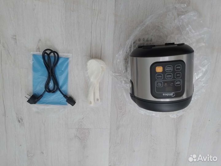 Мультиварка Midea