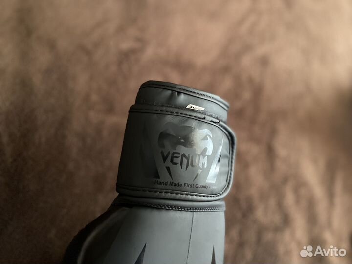 Боксерские перчатки 8oz