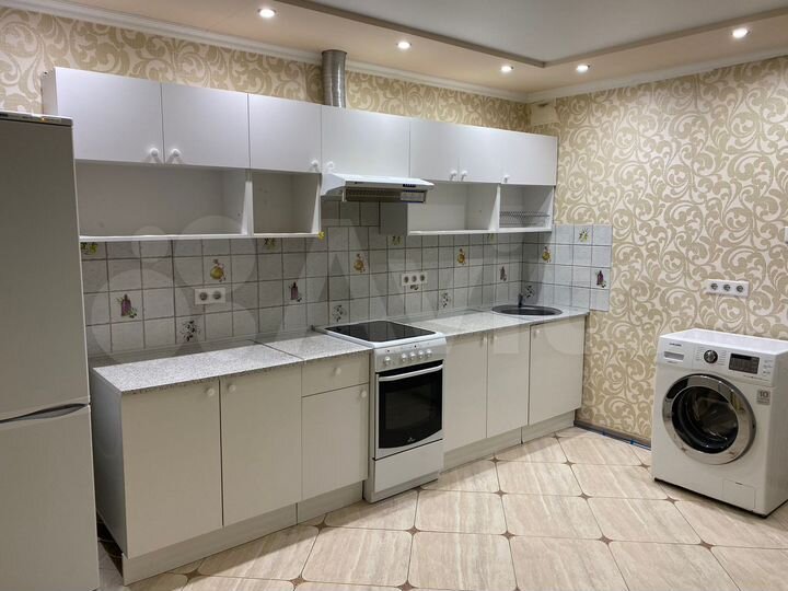 2-к. квартира, 72 м², 7/10 эт.