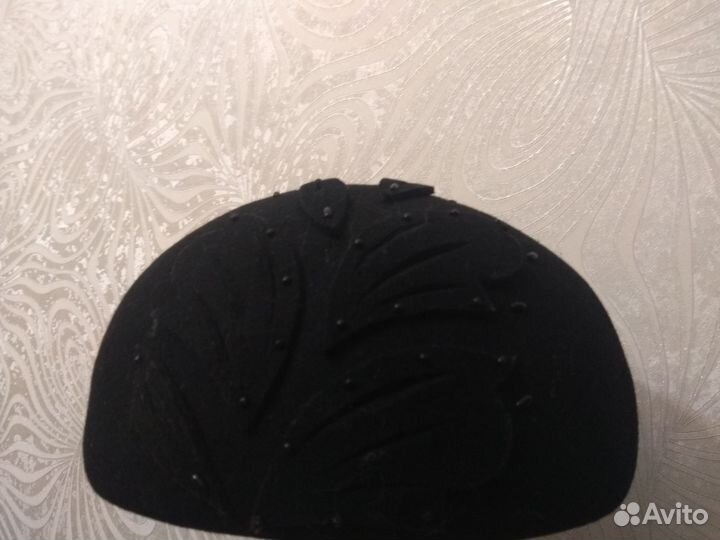 Берет фетровый женский