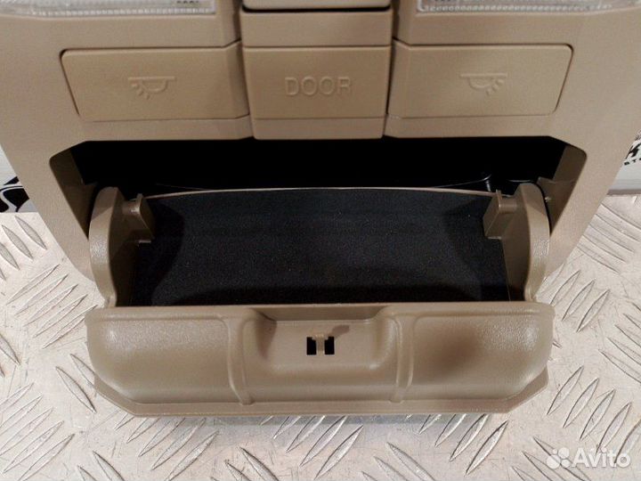 Плафон подсветки салона Ssangyong Actyon C200