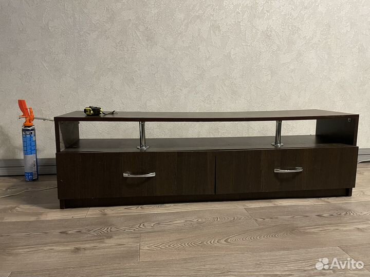 Тумба под телевизор