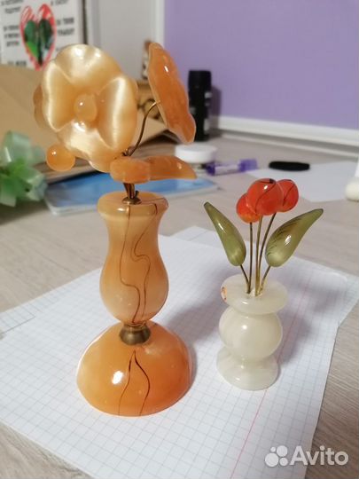 Цветы. Фигурки из селенита