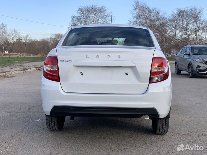 LADA Granta 1.6 МТ, 2024, 9 км