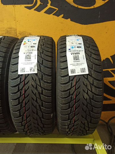 Nokian Tyres Hakkapeliitta R3 215/55 R17