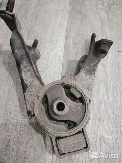 Опора двигателя Toyota Corolla Runx 2002