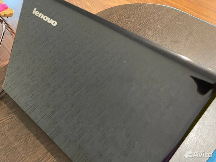 Ноутбук lenovo