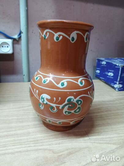 Глиняная крынка
