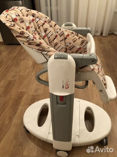 Стульчик для кормления Peg Perego Tatamia