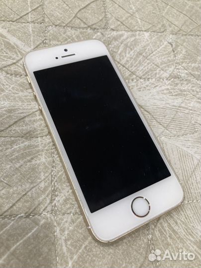 iPhone SE, 32 ГБ