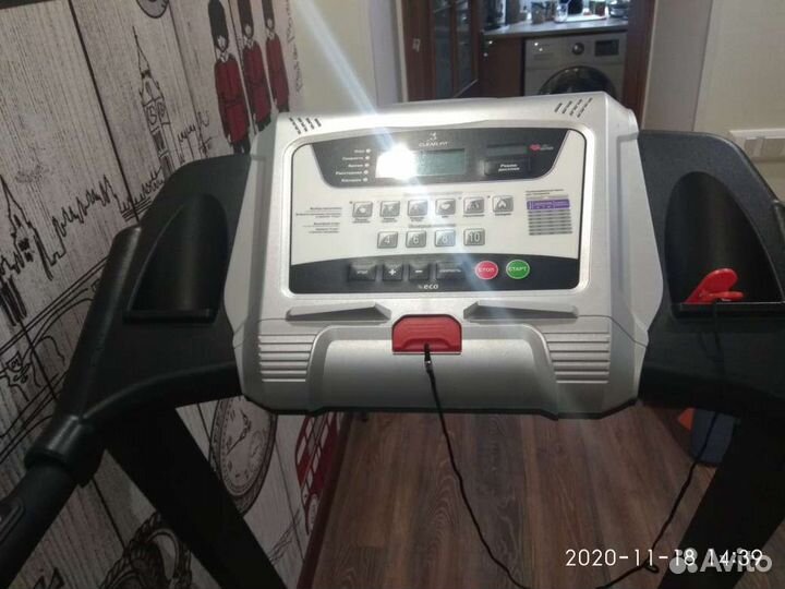 Беговая дорожка Clear Fit ET 18 AI Plus