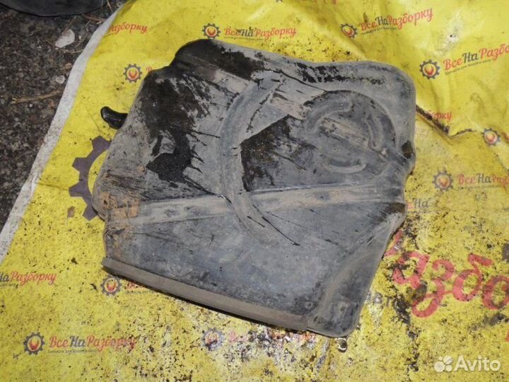 Бак топливный Mazda 3-Series хечбэк 1.6Л 2005