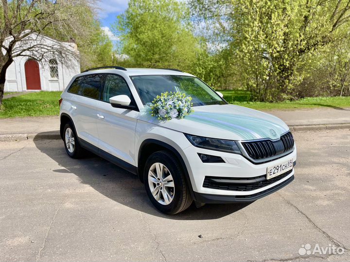 Украшения на свадебную машину