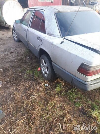 Двигатель от Мерседеса 124