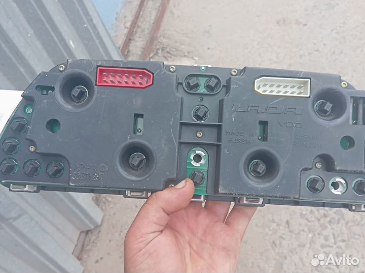 Приборная панель ваз 2110