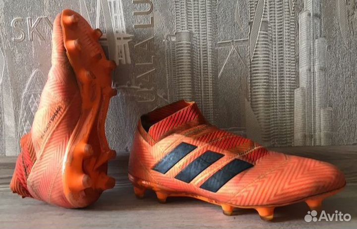Футбольные бутсы adidas nemeziz