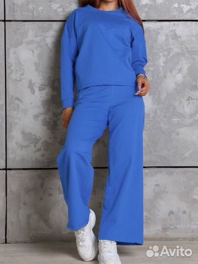 Костюм спортивный женский