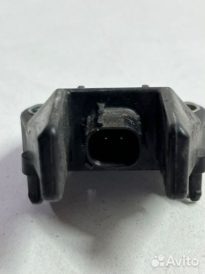 Датчик удара передний Toyota Land Cruiser prado